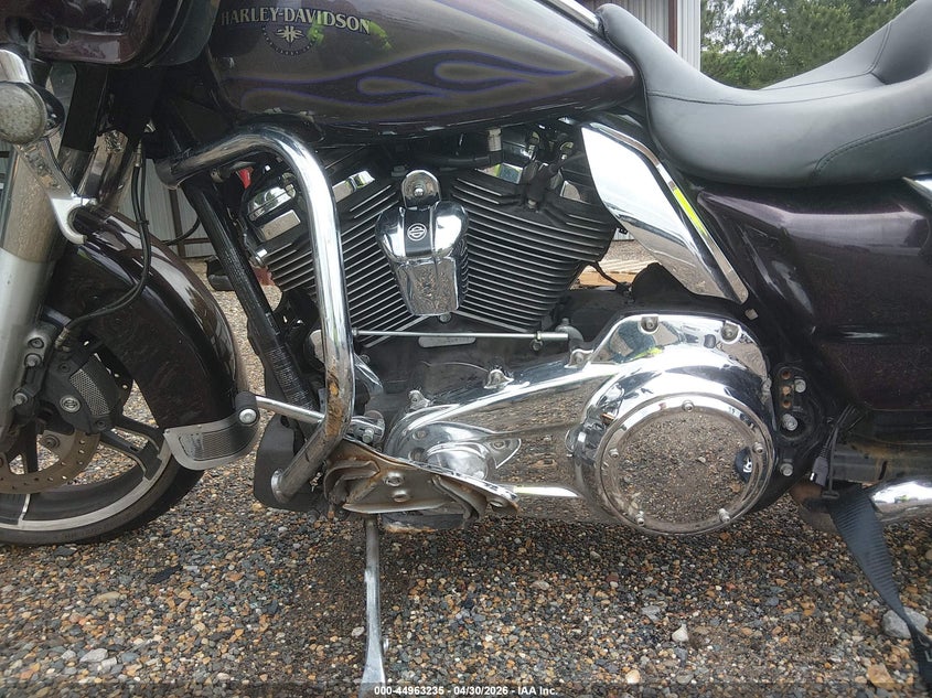 2017 Harley-Davidson Fltrxs Road Glide Special VIN: 1HD1KTC12HB650449 Lot: 44963235