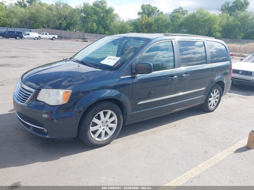 2014 Chrysler Town & Country Touring