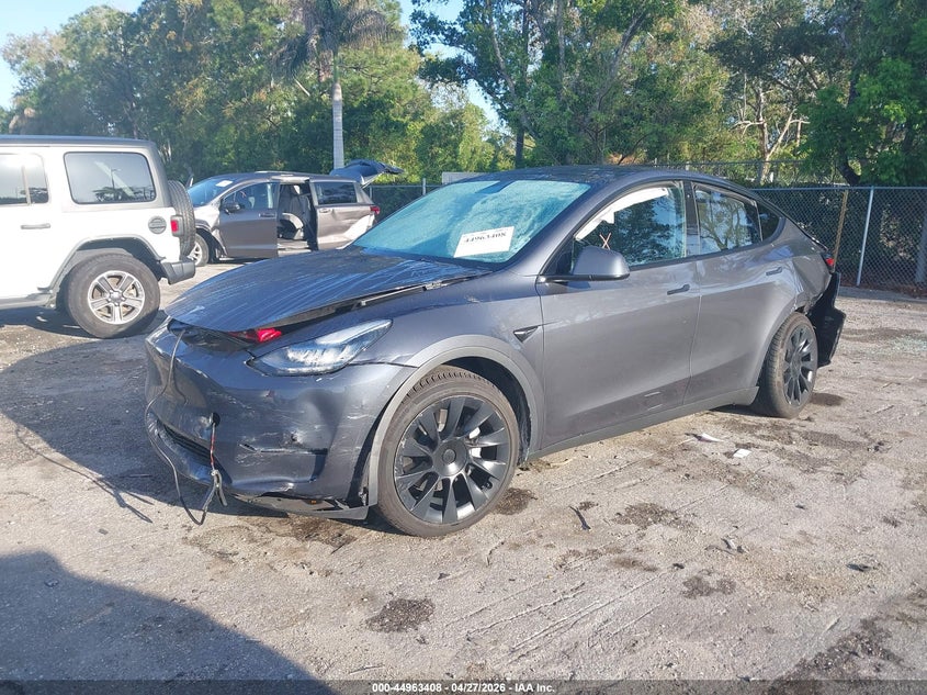 2023 Tesla Model Y Awd/Long Range Dual Motor All-Wheel Drive 7SAYGDEE1PA107919 photo 1