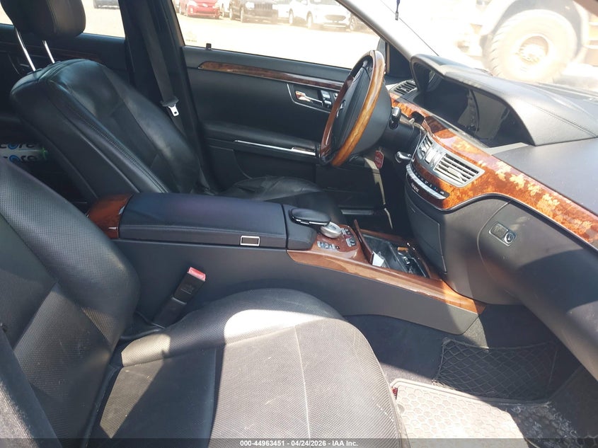 2010 Mercedes-Benz S 550 4Matic