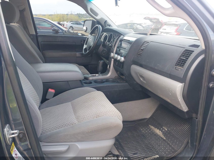 2010 Toyota Tundra Grade 5.7L V8