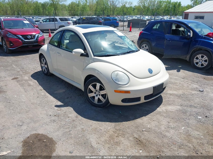 2006 VOLKSWAGEN NEW BEETLE 2.5