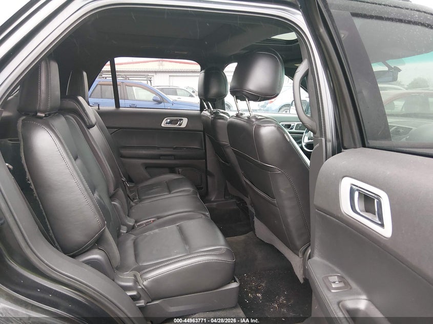 2014 FORD EXPLORER auction photo 8