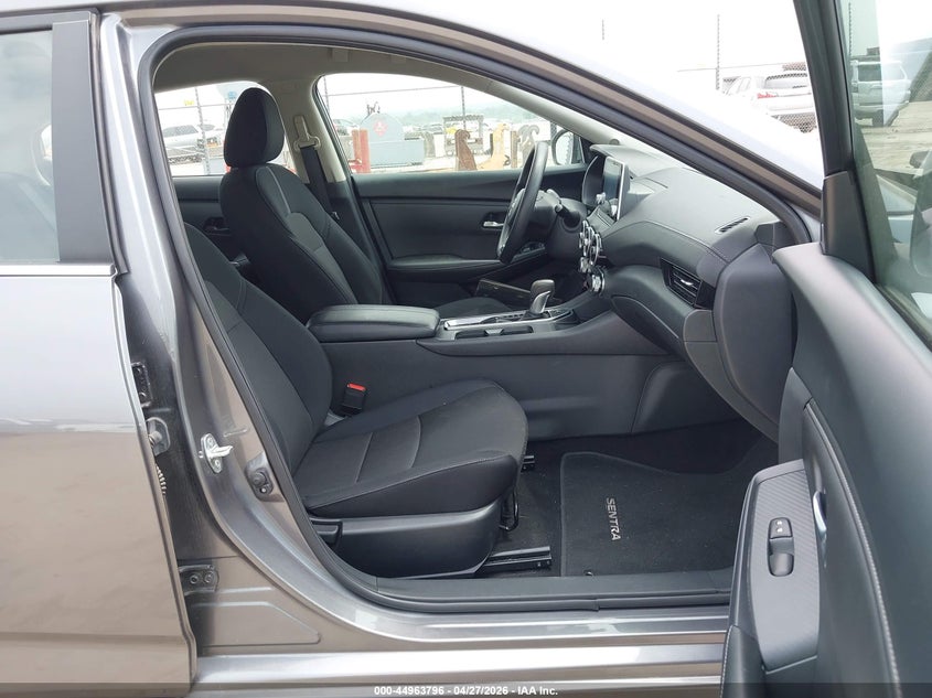 2024 Nissan Sentra Sv Xtronic Cvt