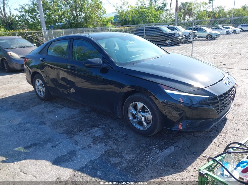 2023 HYUNDAI ELANTRA SE
