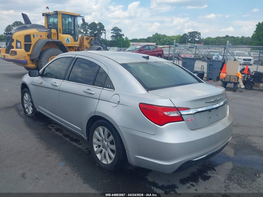 Vin: 1c3ccbbb3cn138691, lot: 45461288, chrysler 200 touring 20123