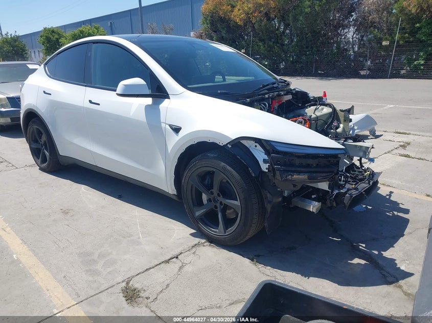 2026 Tesla Model Y, aukciono nuotrauka 1