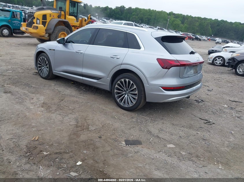Vin: wa1vabge8kb011149, lot: 45461481, audi e-tron premium plus 20193
