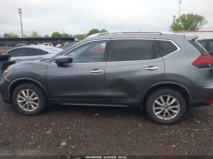VIN KNMAT2MV3JP616183 2018 NISSAN ROGUE SV