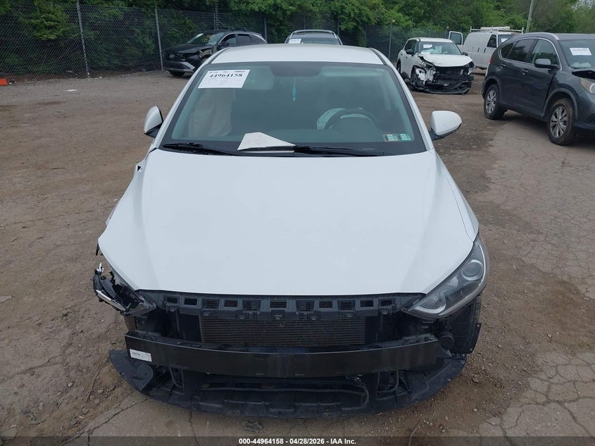 VIN 5NPD84LF8JH373602 2018 HYUNDAI ELANTRA SEL