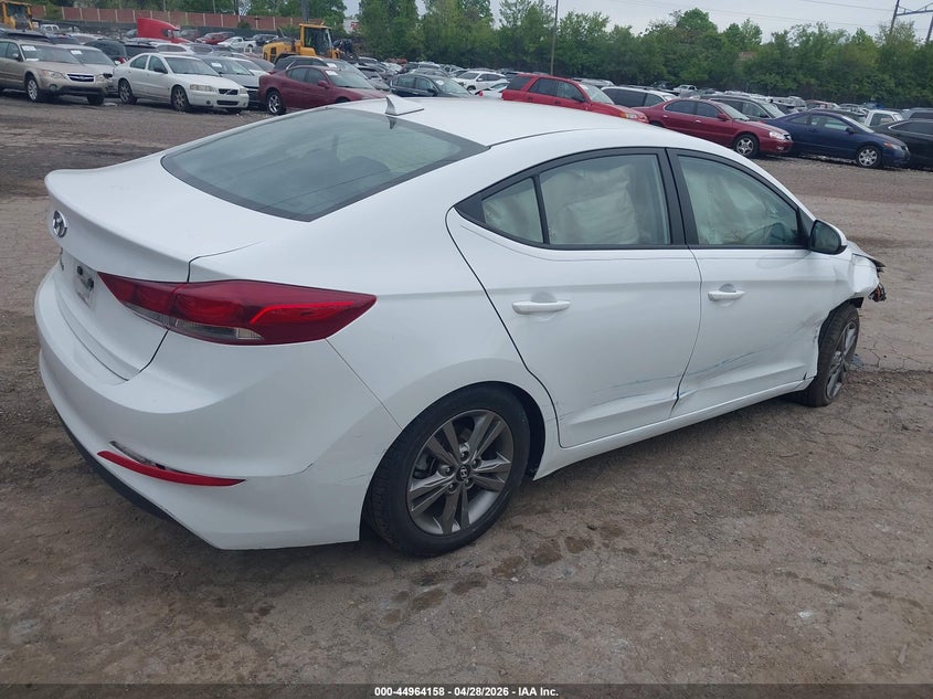 VIN 5NPD84LF8JH373602 2018 HYUNDAI ELANTRA SEL