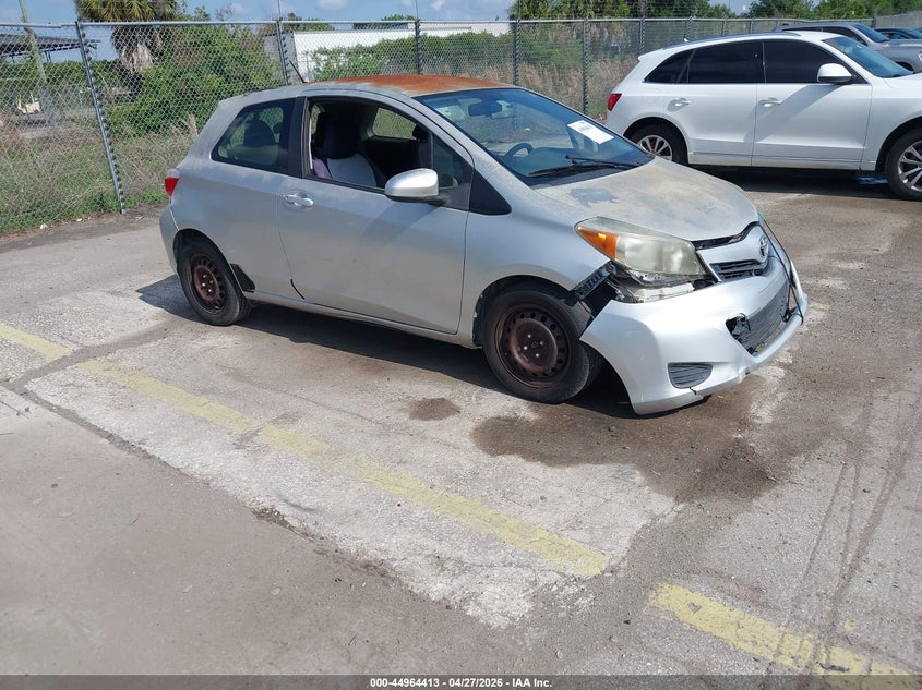 2012 Toyota Yaris L