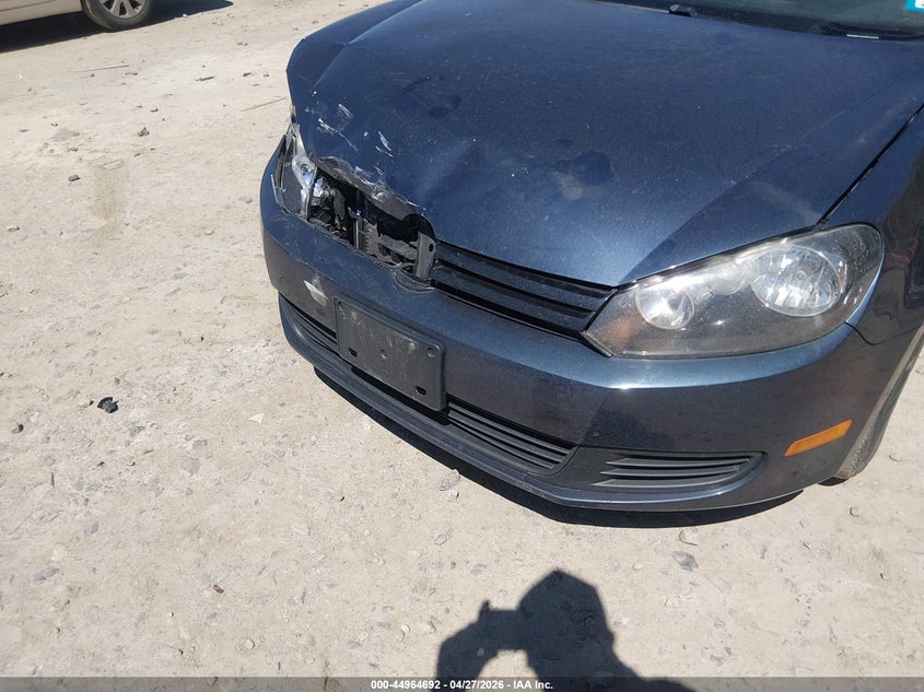 2010 Volkswagen Golf 4-Door VIN: WVWDB7AJ4AW240209 Lot: 44964692
