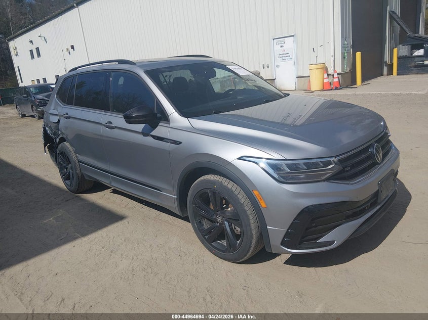 2023 Volkswagen Tiguan 2.0T Se R-Line Black