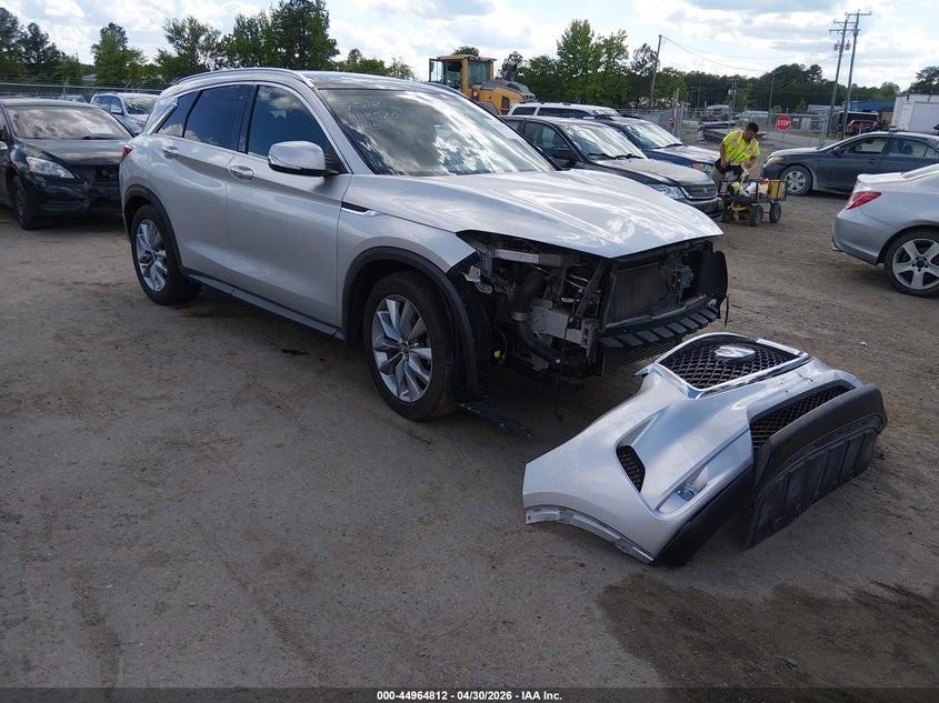 2019 INFINITI QX50 LUXE