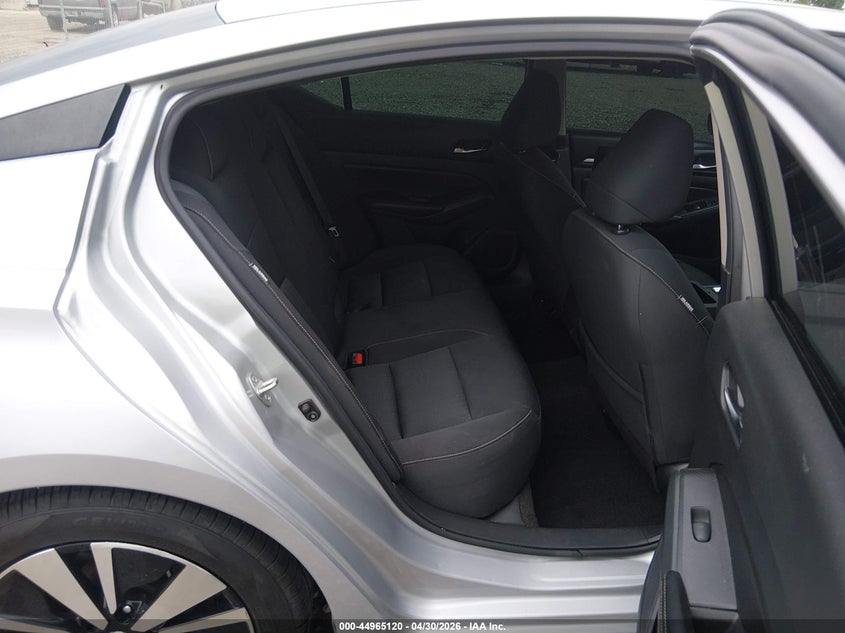 2022 NISSAN ALTIMA auction photo 8
