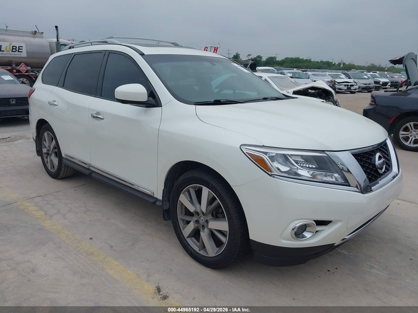 2016 NISSAN PATHFINDER PLATINUM