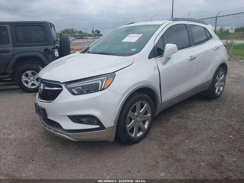 2018 Buick Encore Essence KL4CJCSM8JB561316 photo 1