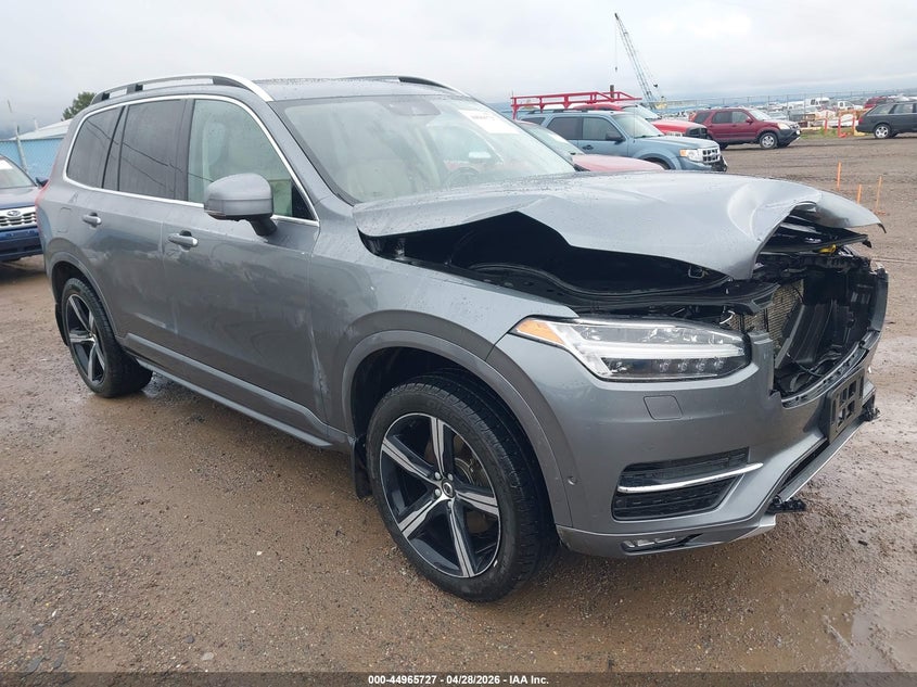 2018 VOLVO XC90 T5 MOMENTUM 5P