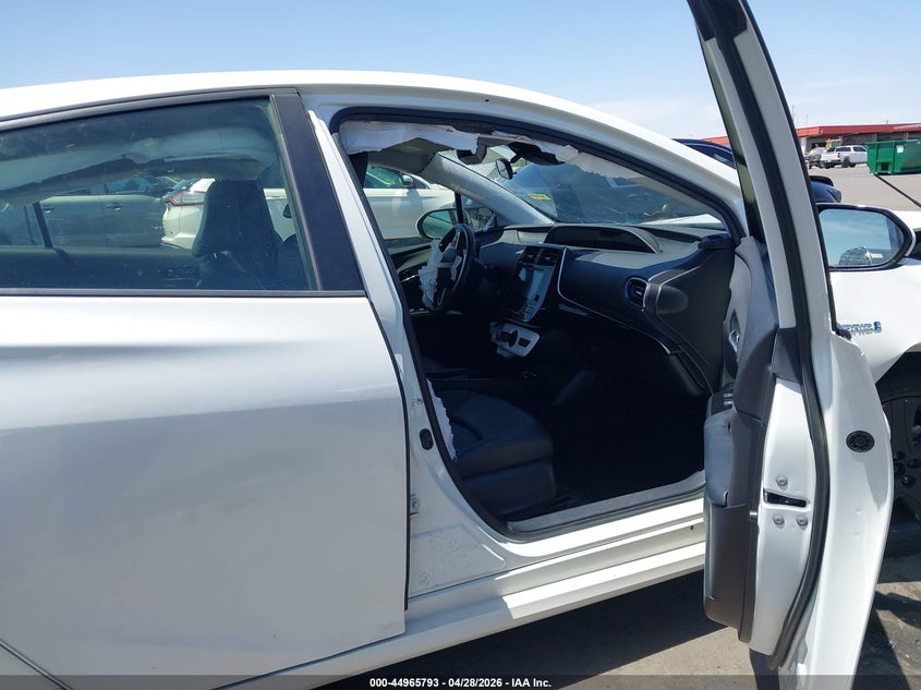 TOYOTA PRIUS 2017 VIN JTDKARFU8H3042818