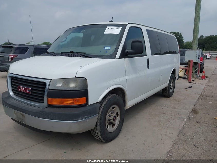 2014 GMC Savana 2500 Lt