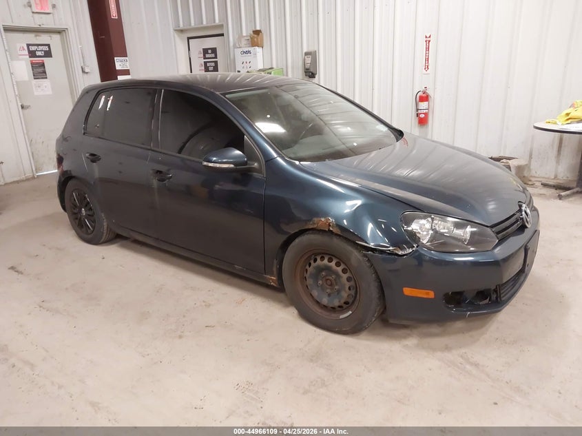 2013 Volkswagen Golf 2.5L 4-Door