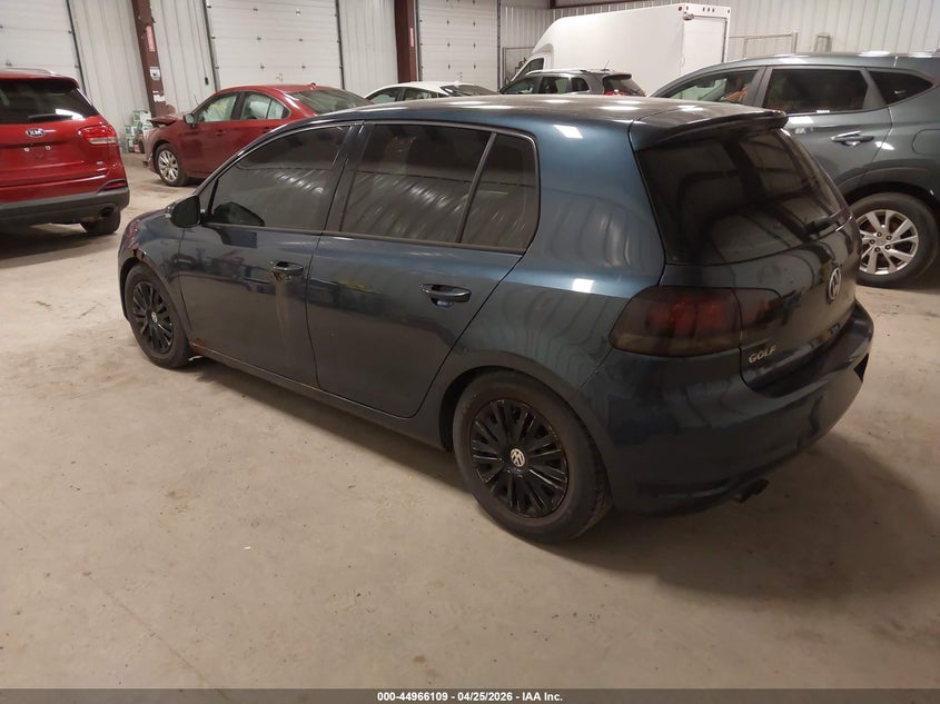 2013 Volkswagen Golf 2.5L 4-Door