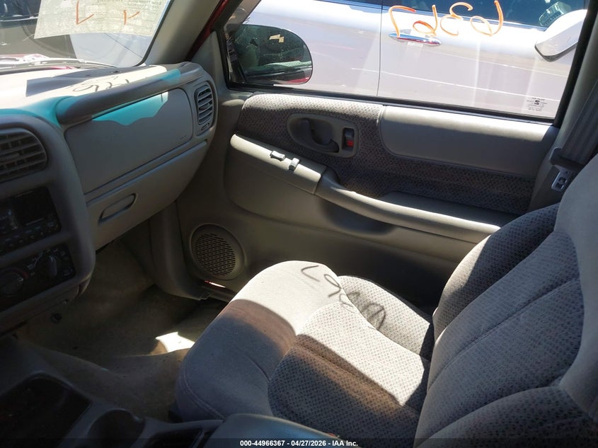 2000 Chevrolet Blazer Lt