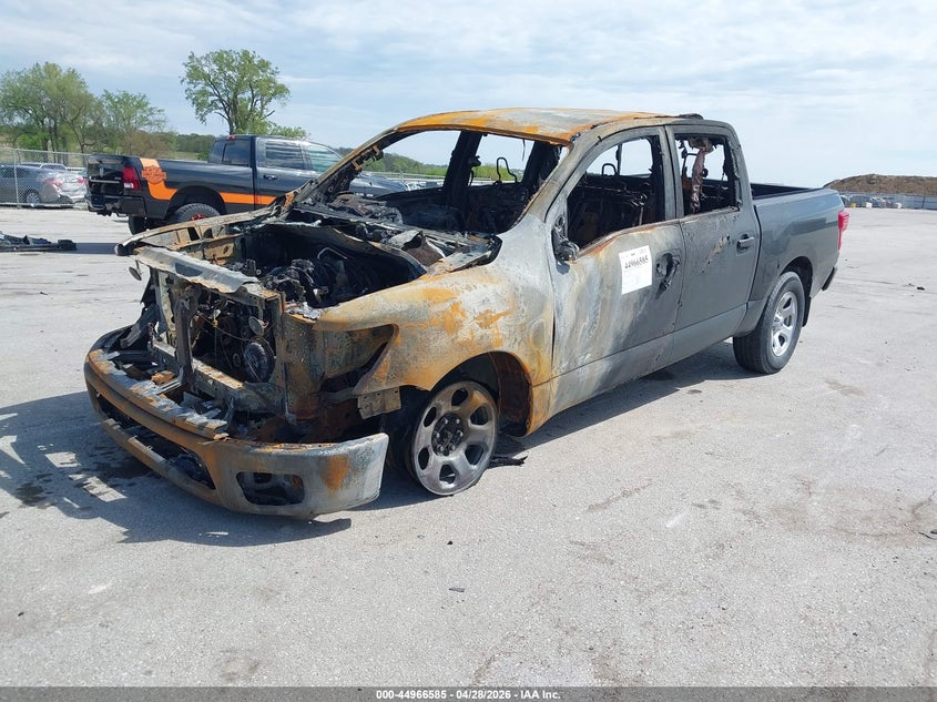 1N6AA1EJ9JN507313 2018 Nissan Titan S photo 1