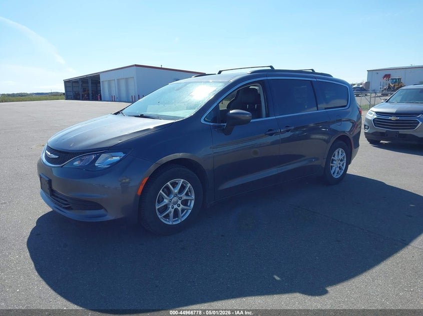 2020 Chrysler Voyager Lxi 2C4RC1DG5LR262182 photo 1