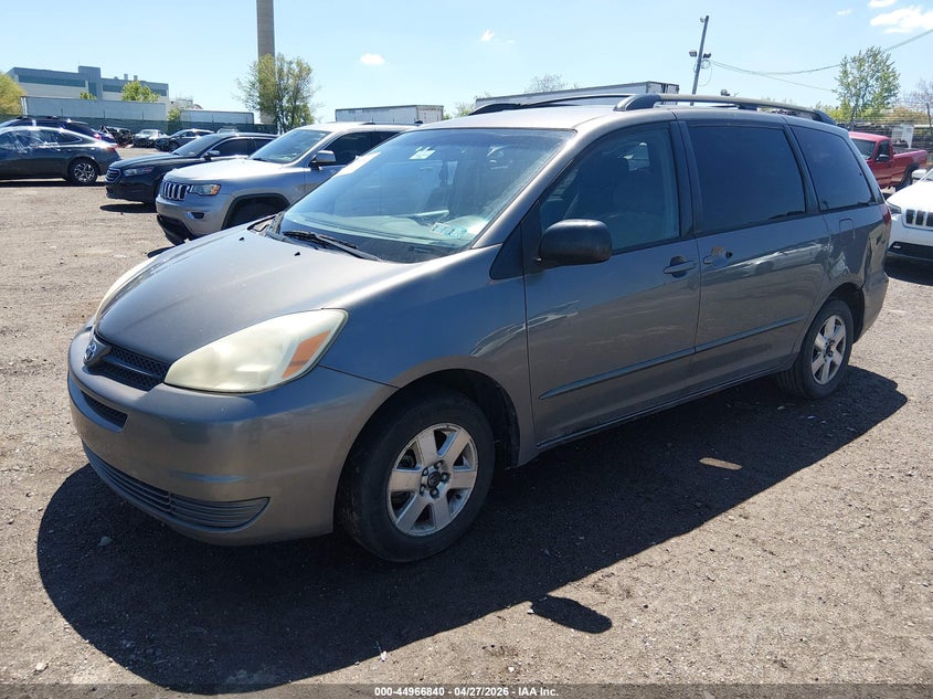 2005 Toyota Sienna Le