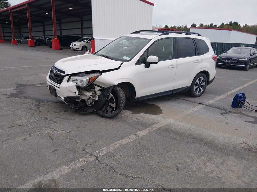 Vin: jf2sjaec5jh510735, lot: 45464280, subaru forester 2.5i premium 20182