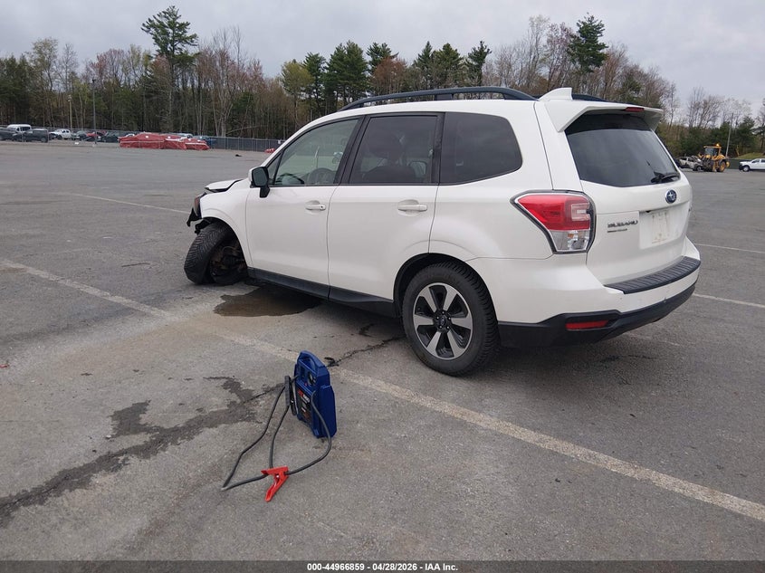 Vin: jf2sjaec5jh510735, lot: 45464280, subaru forester 2.5i premium 20183