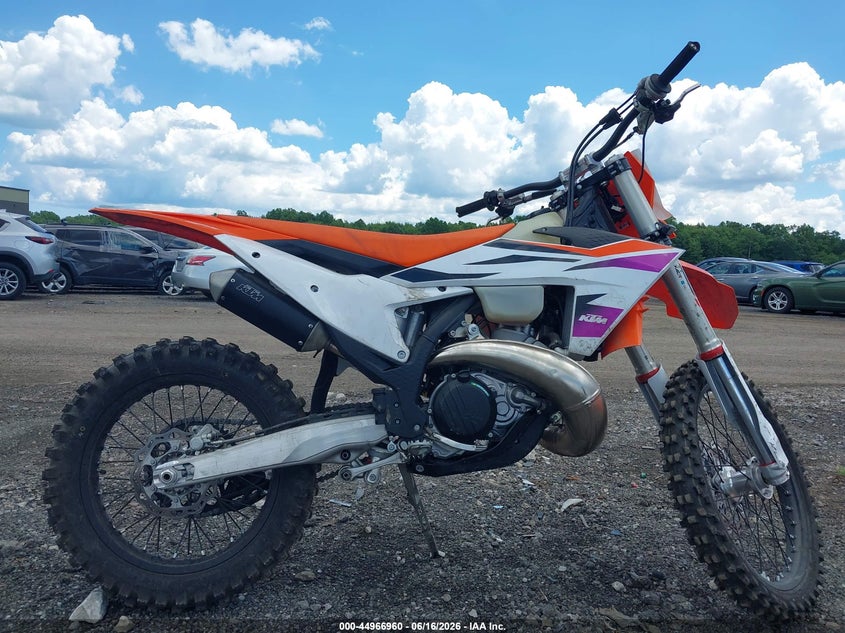 2024 Ktm 300 Xc Tpi VIN: VBKXCM234RM294723 Lot: 44966960