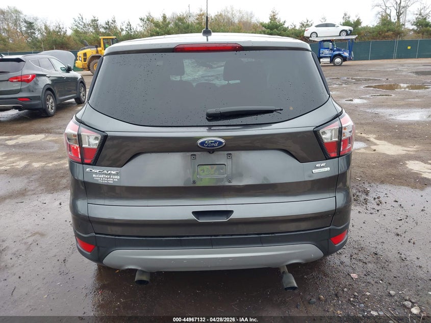 VIN 1FMCU0GD9HUD09394 2017 FORD ESCAPE SE