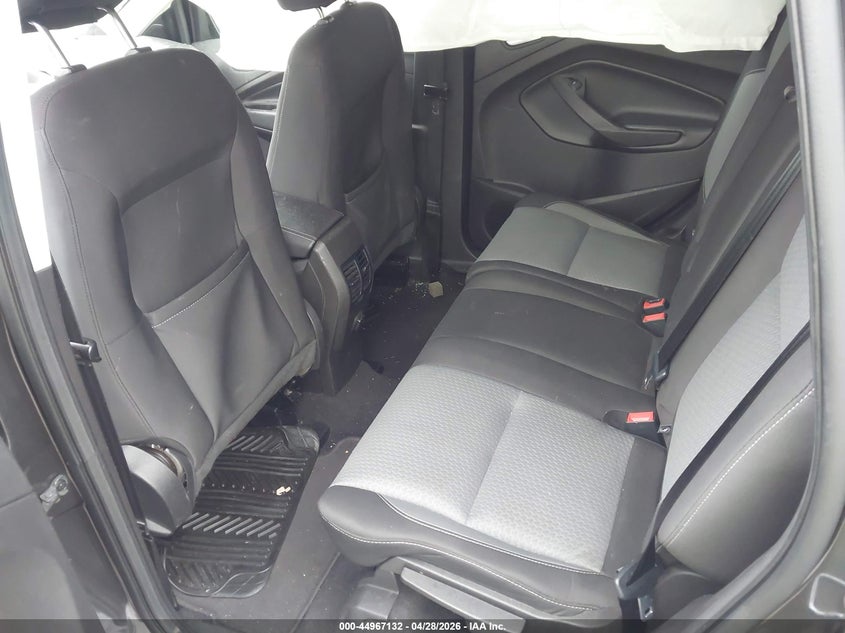 VIN 1FMCU0GD9HUD09394 2017 FORD ESCAPE SE