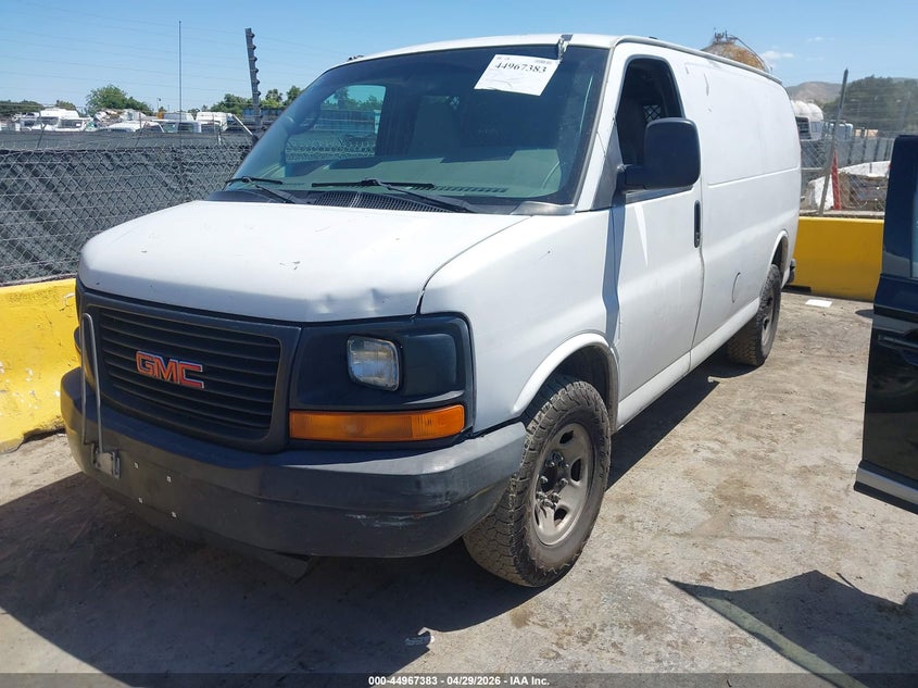 2007 GMC Savana Work Van
