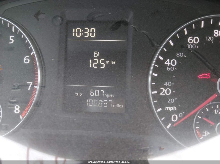 VOLKSWAGEN PASSAT 2013 VIN 1VWAH7A35DC033446