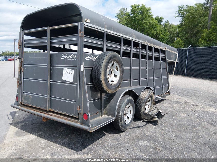 2005 DELTA MANUFACTURING INC TRAILER auction photo 4