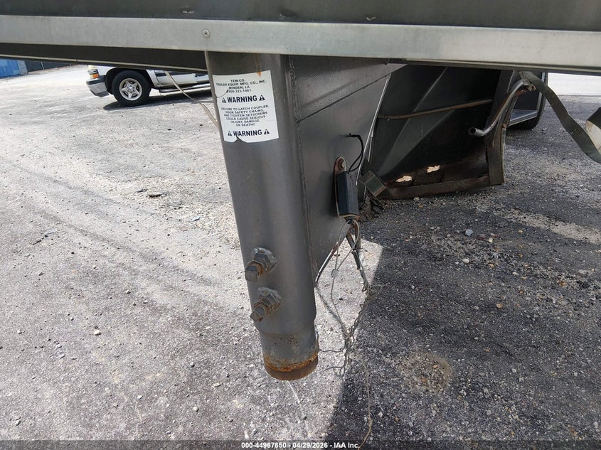 2005 DELTA MANUFACTURING INC TRAILER auction photo 7