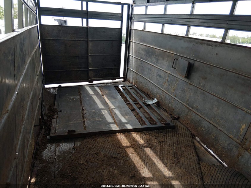 2005 DELTA MANUFACTURING INC TRAILER auction photo 8