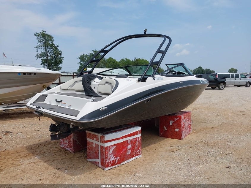 2017 YAMAHA 19' N/A N/A