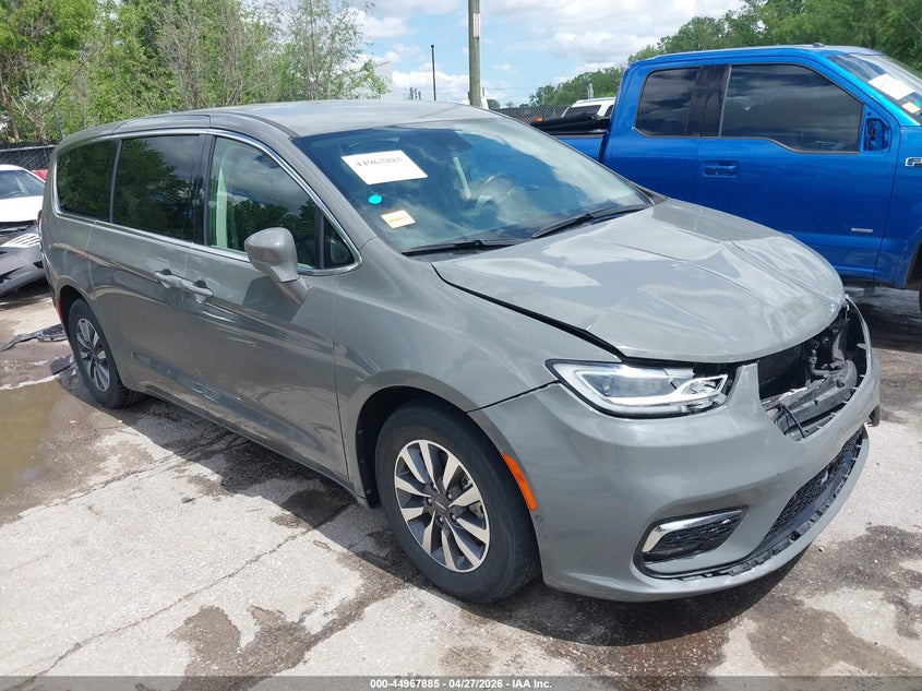 CHRYSLER PACIFICA HYBRID
