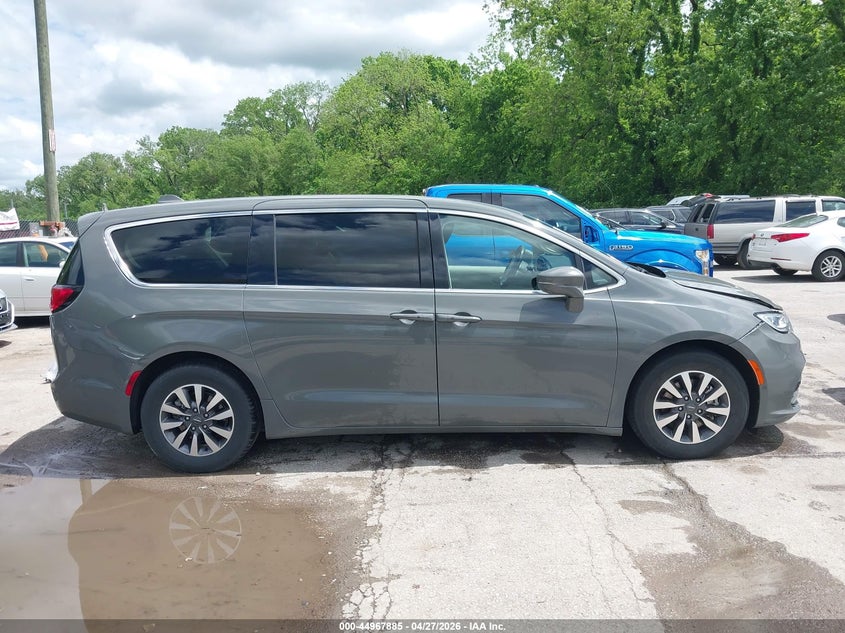 CHRYSLER PACIFICA HYBRID - zdjęcie 14