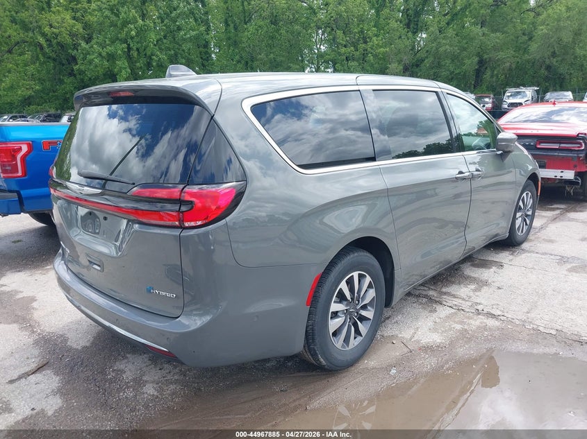 CHRYSLER PACIFICA HYBRID - zdjęcie 4