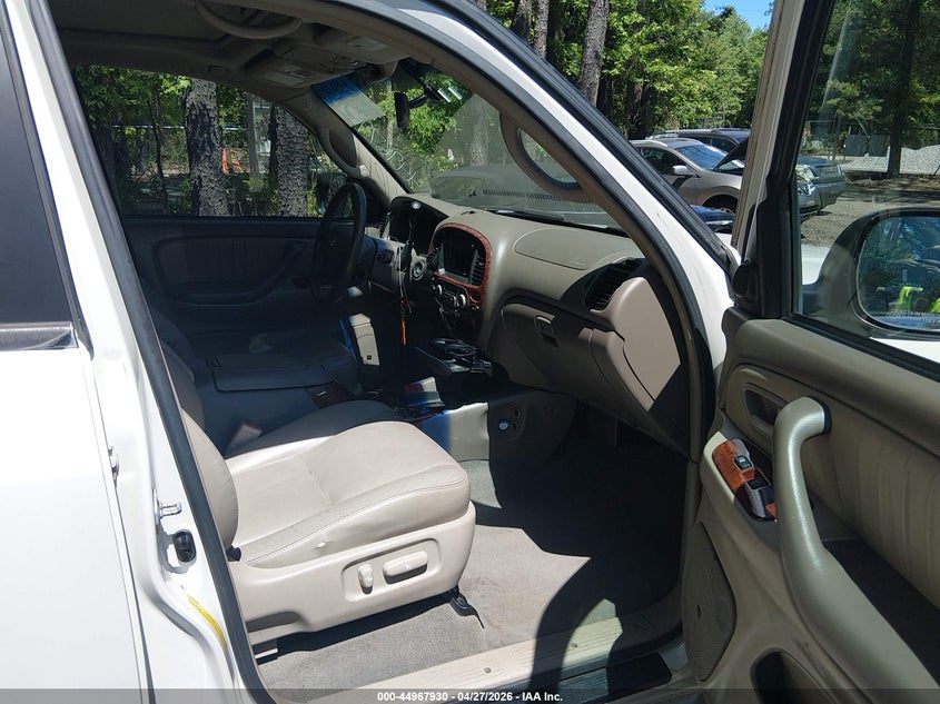 2005 Toyota Sequoia Limited V8