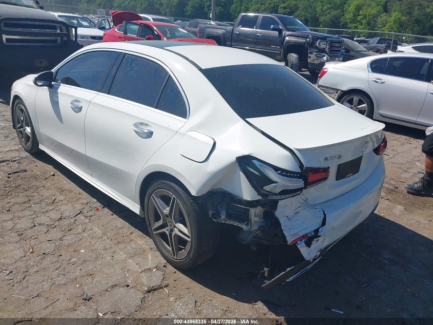 MERCEDES-BENZ A 220 2019 VIN WDD3G4EB7KW035909