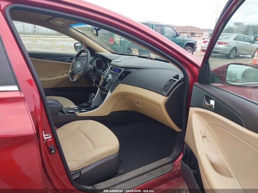 2011 HYUNDAI SONATA auction photo 5