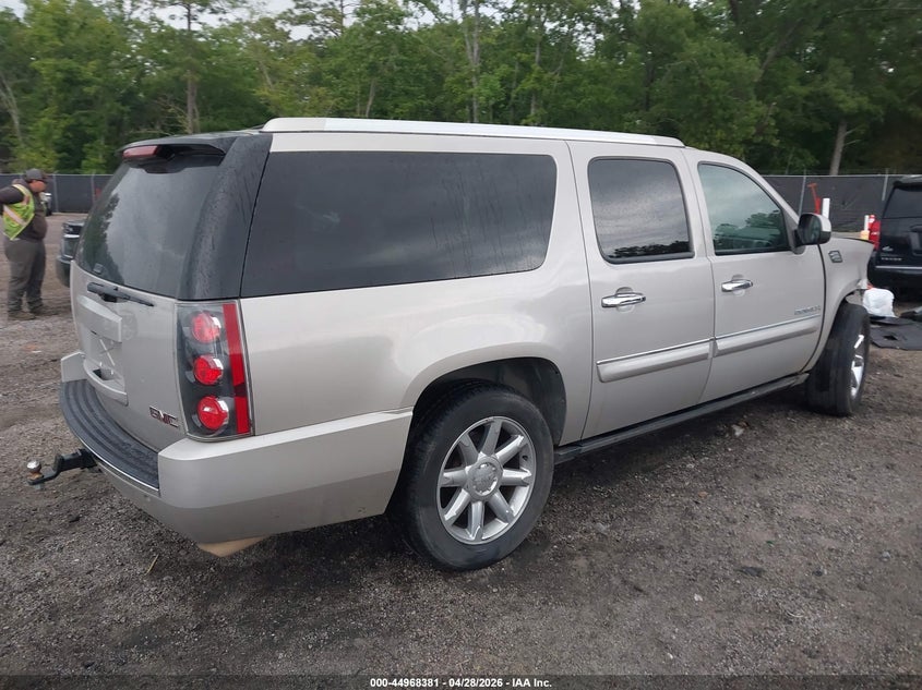 2007 GMC YUKON XL 1500 auction photo 4