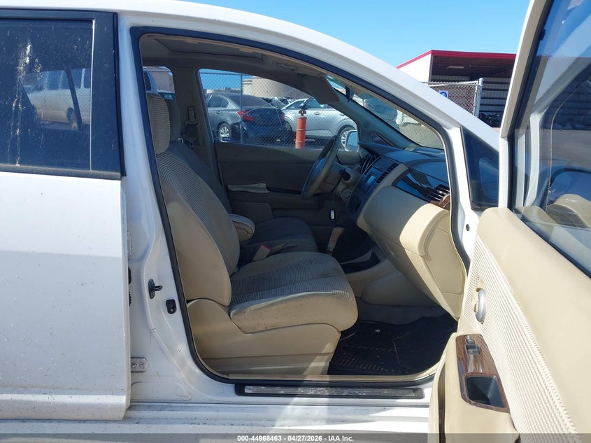 2011 NISSAN VERSA auction photo 5
